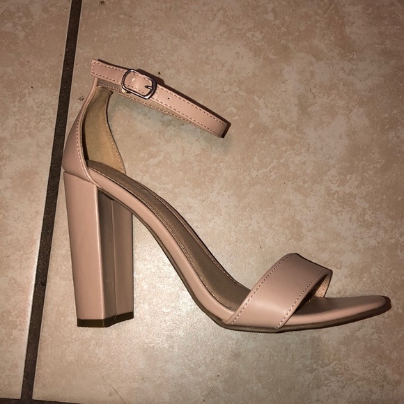 Nude block heels - Picture 2 of 4